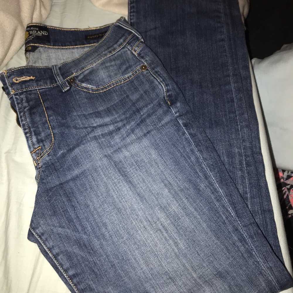 Iucky brand jeans never worn